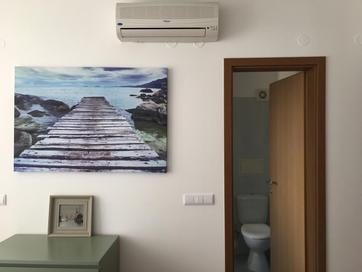 פומורי Apartments Helios מראה חיצוני תמונה